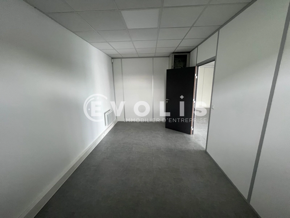 Photo 10 – location bureaux	SERVON (77170)
