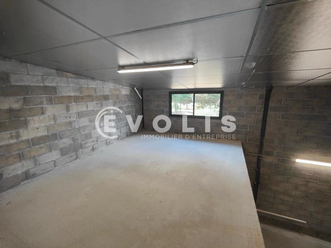 Photo 4 – location Entrepôts / activités	ITTEVILLE (91760)