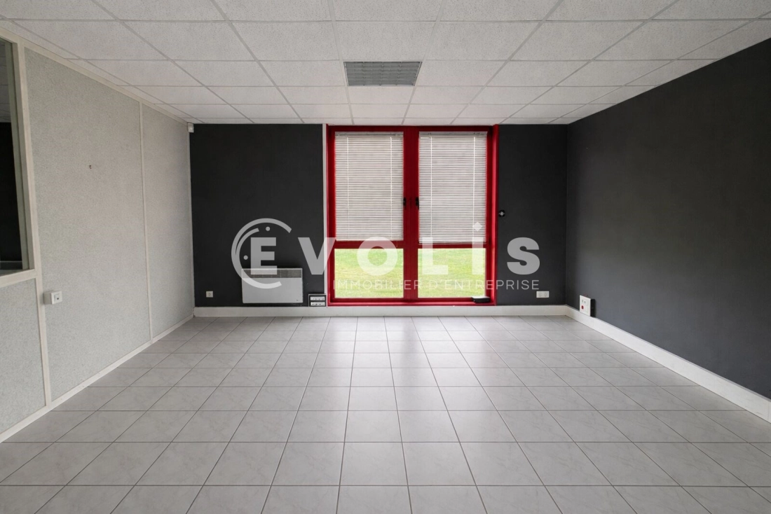 Photo 2 – location Entrepôts / activités	POULAINVILLE (80260)