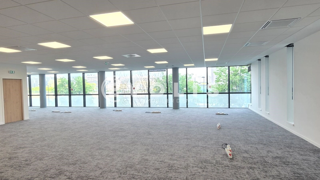 Photo 12 – location bureaux	IVRY SUR SEINE (94200)