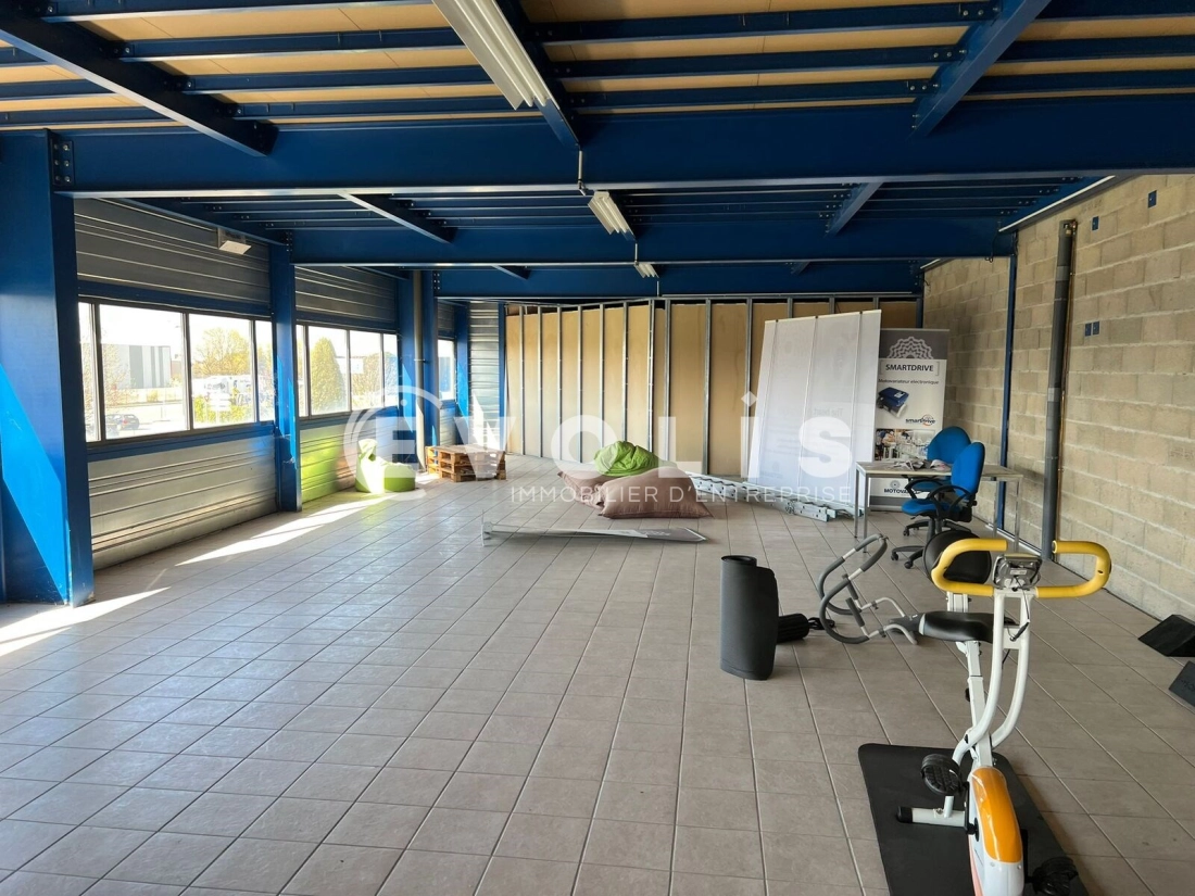 Photo 5 – location Entrepôts / activités	GENAS (69740)