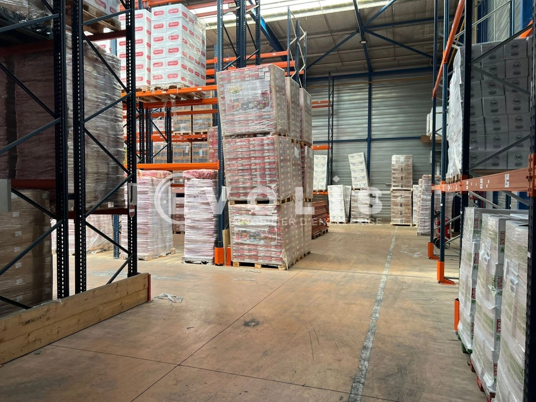 Photo 8 – location Entrepôts / activités	GENAS (69740)