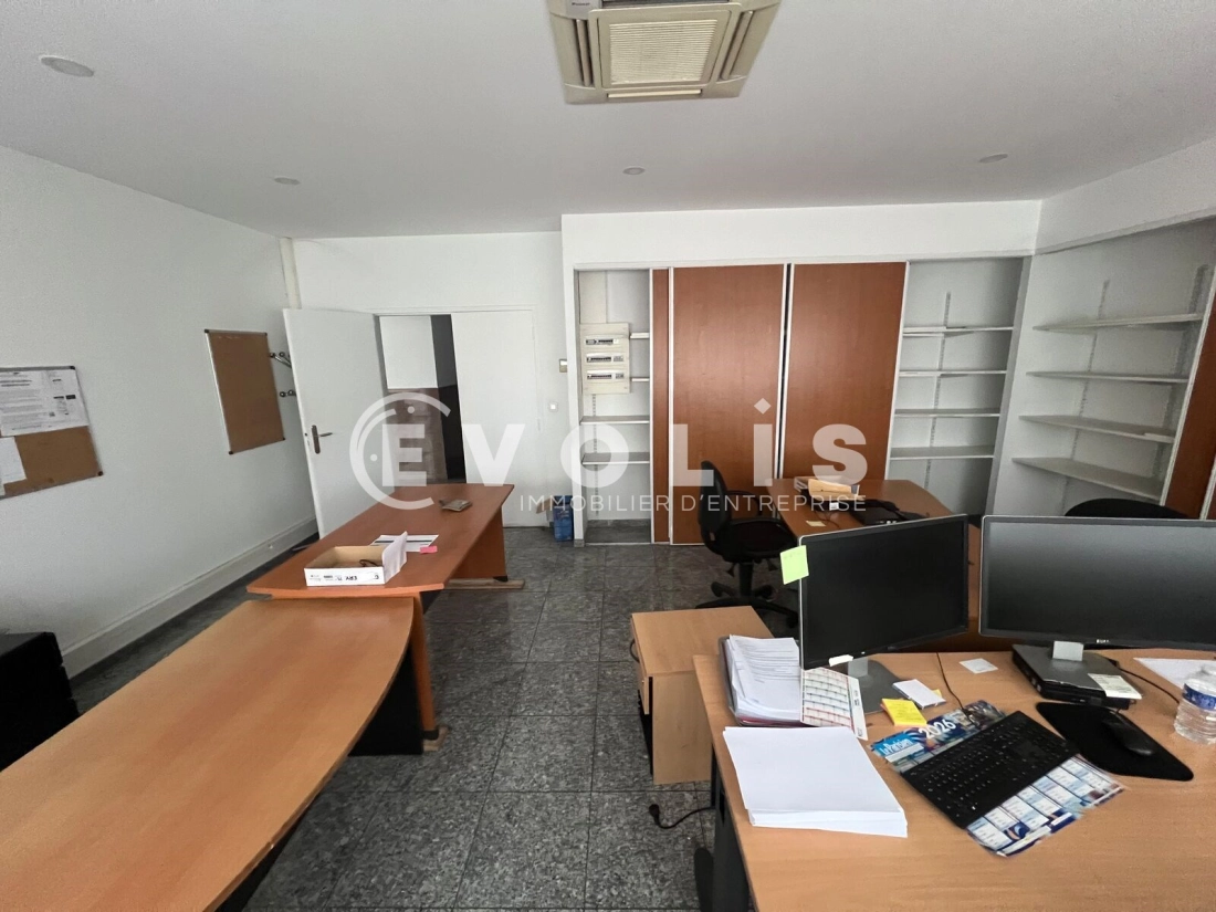 Photo 7 – location Entrepôts / activités	COMBS LA VILLE (77380)