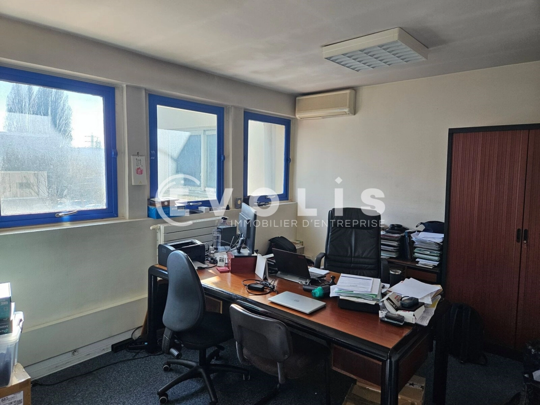 Photo 7 – vente Entrepôts / activités	PALAISEAU (91120)