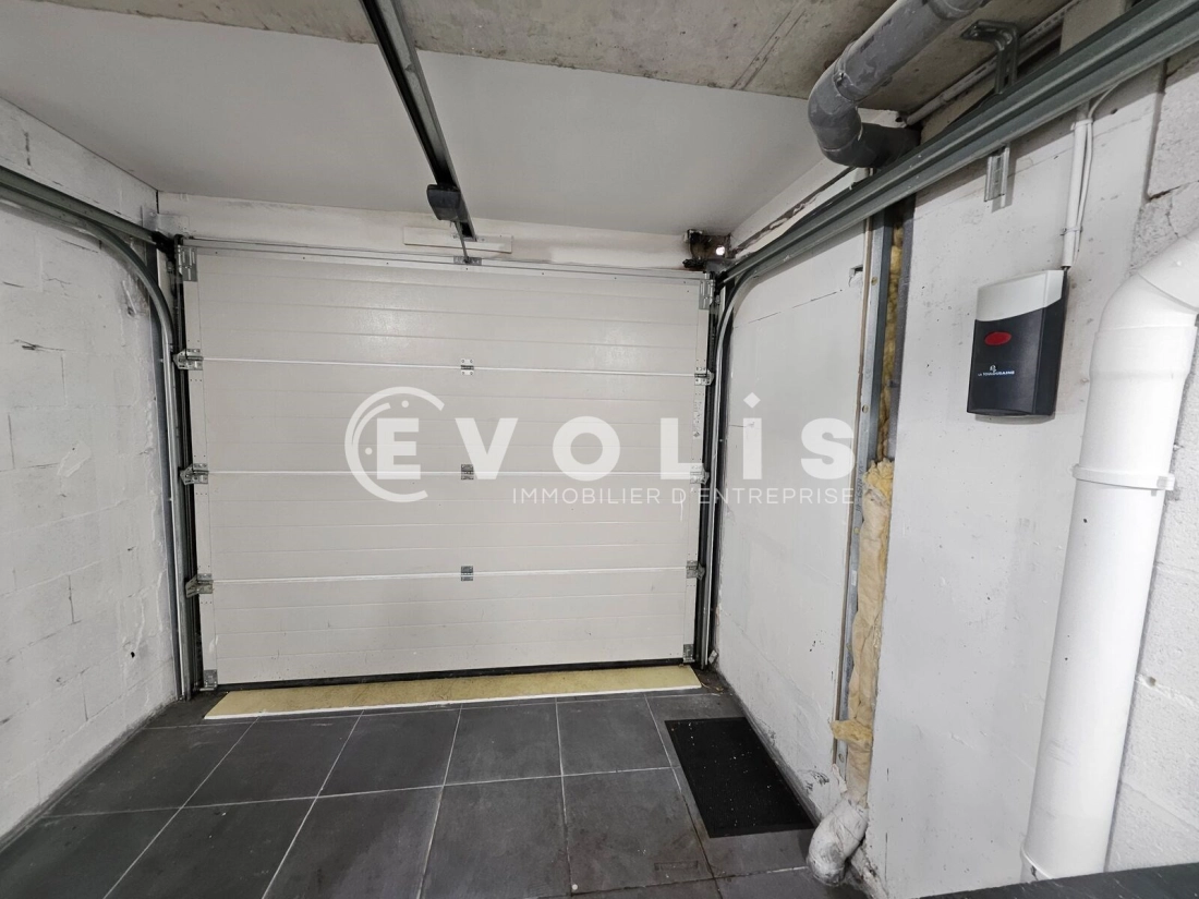 Photo 7 – location Entrepôts / activités	MONTROUGE (92120)