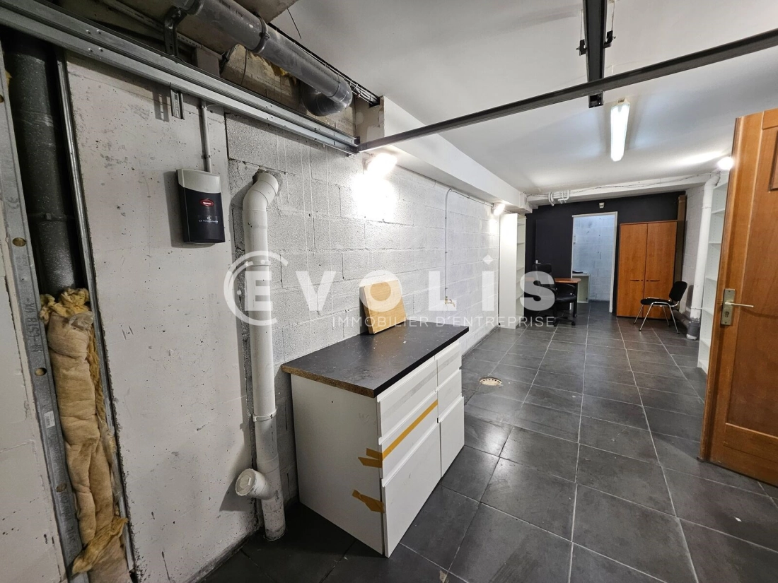 Photo 5 – location Entrepôts / activités	MONTROUGE (92120)