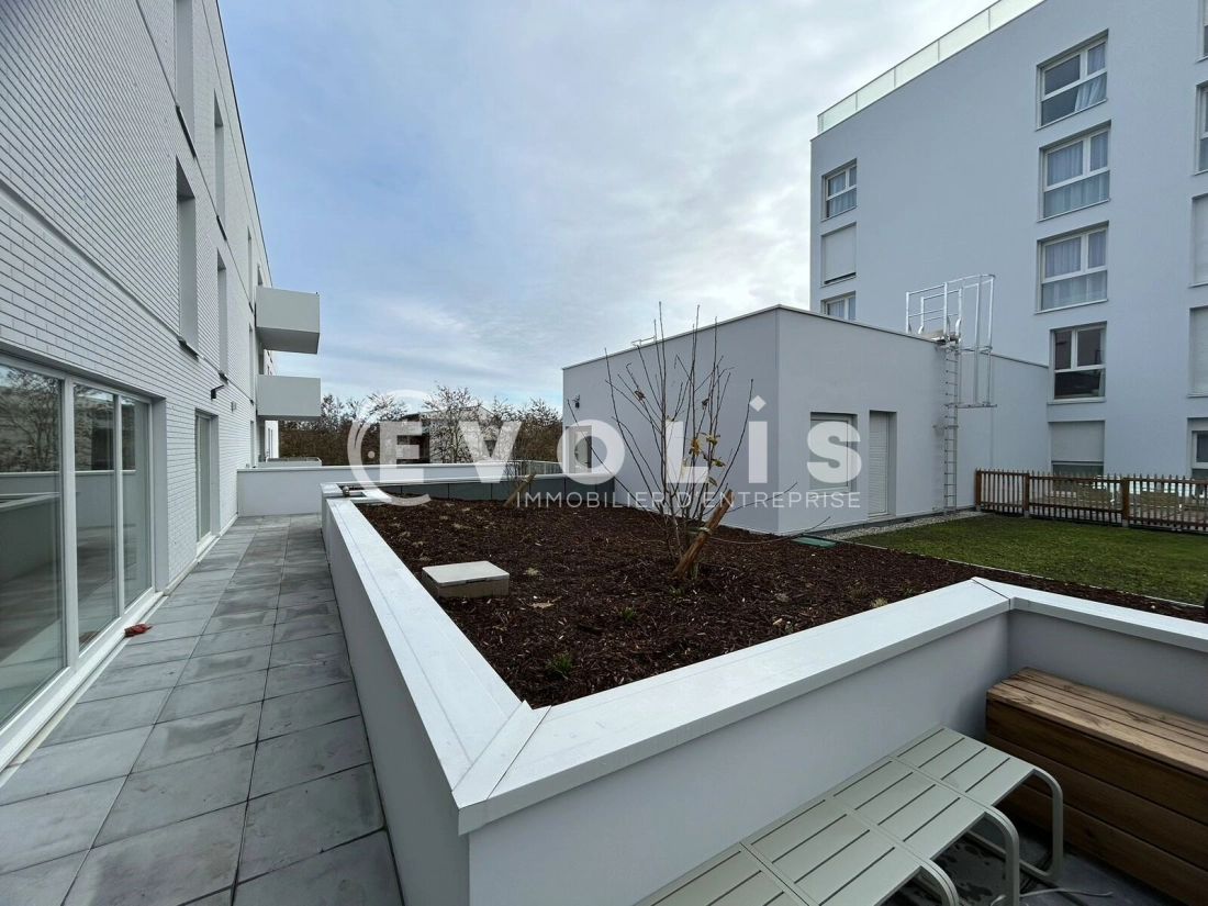 Photo 8 – vente bureaux	LORMONT (33310)