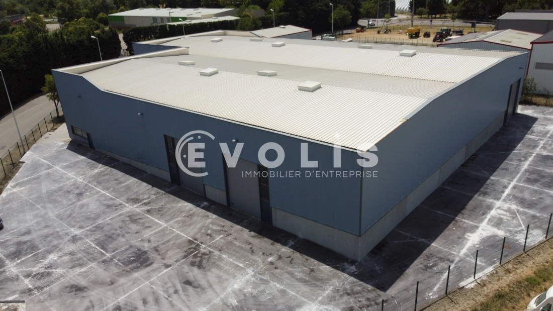 Photo 2 – vente Entrepôts / activités	MONDRAGON (84430)