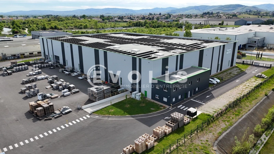 Photo 1 – vente Entrepôts / activités	BELLEVILLE-EN-BEAUJOLAIS (69220)