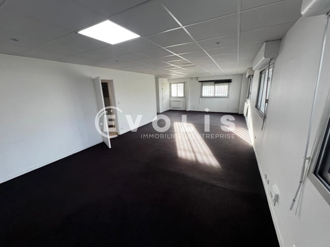 Photo 1 – location bureaux	LISSES (91090)