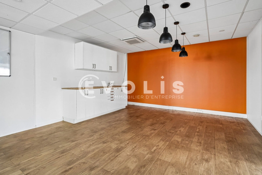 Photo 8 – vente bureaux	ISSY LES MOULINEAUX (92130)