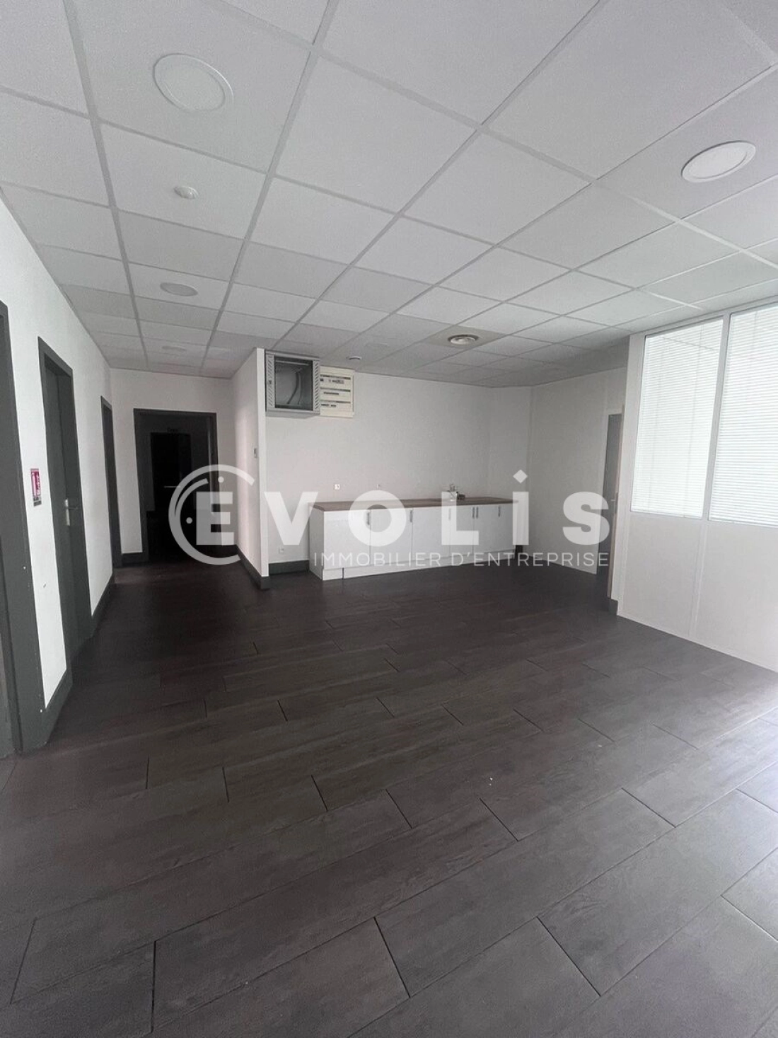 Photo 4 – location Locaux commerciaux	MERIGNAC (33700)