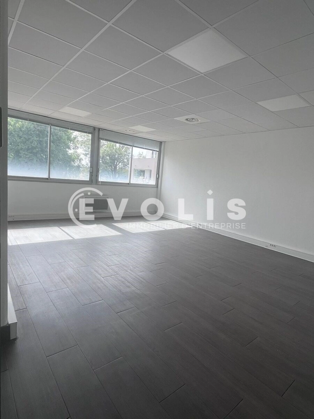 Photo 5 – location Locaux commerciaux	MERIGNAC (33700)