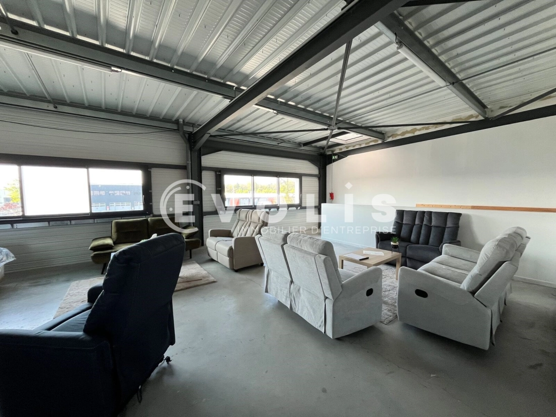 Photo 3 – location Locaux commerciaux	SAINT ANDRE DE CUBZAC (33240)