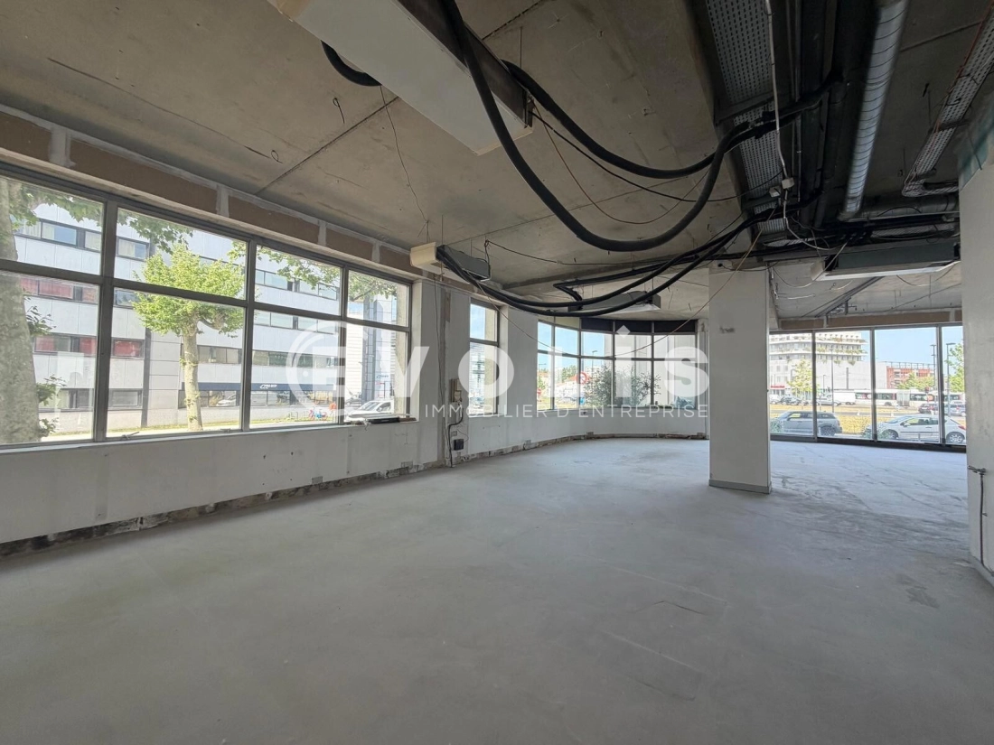 Photo 3 – location bureaux	BORDEAUX (33300)