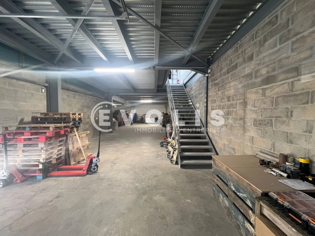 Photo 3 – location Entrepôts / activités	NEUILLY PLAISANCE (93360)