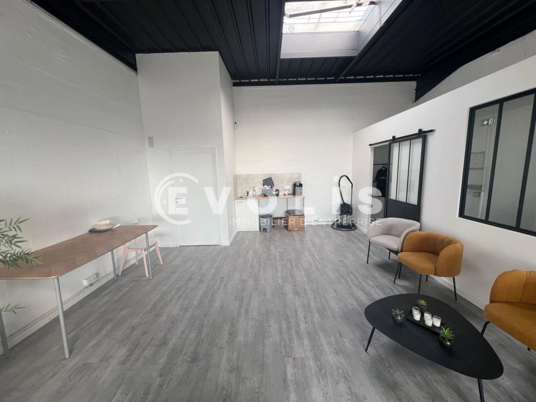 Photo 7 – location Entrepôts / activités	NEUILLY PLAISANCE (93360)