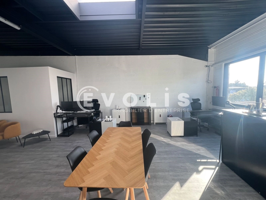 Photo 8 – location Entrepôts / activités	NEUILLY PLAISANCE (93360)