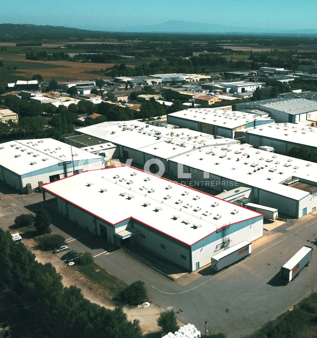 Photo 1 – location Entrepôts / activités	TARASCON (13150)