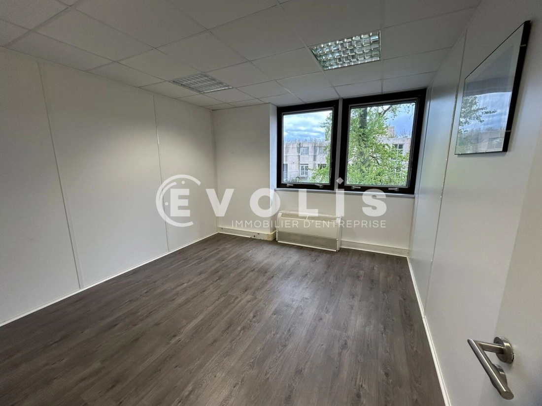 Photo 7 – vente bureaux	BRUGES (33520)