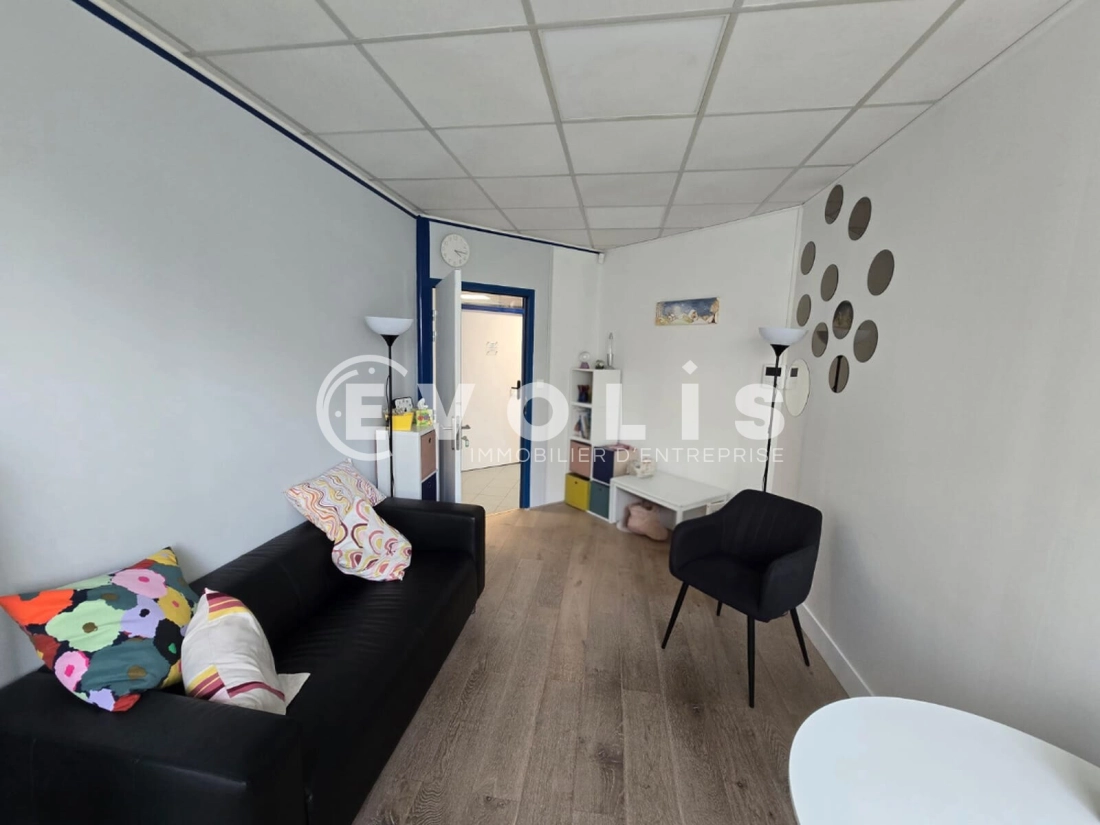 Photo 2 – location bureaux	EGLY (91520)