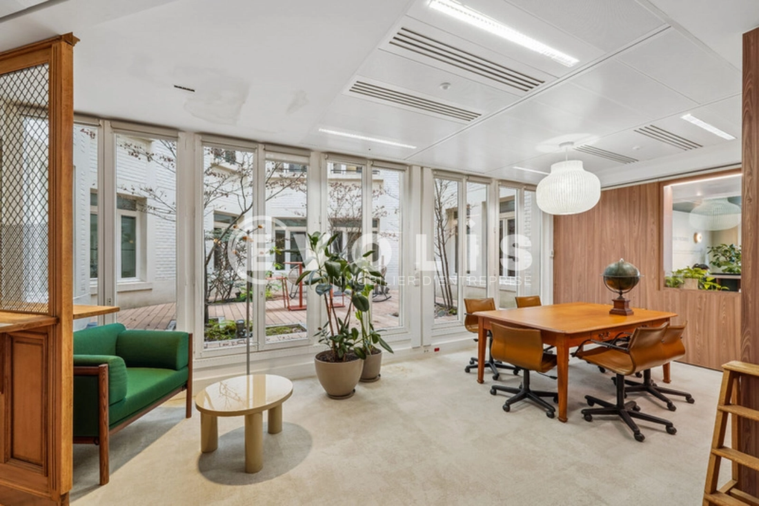 Photo 2 – location bureaux	PARIS (75009)