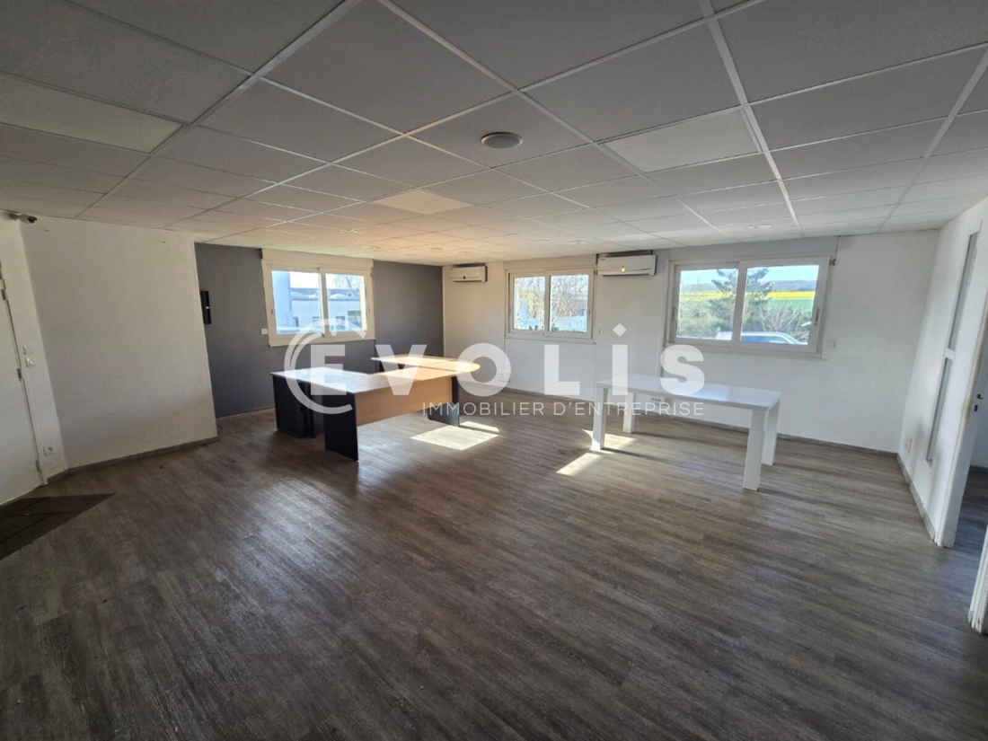 Photo 2 – location bureaux	EGLY (91520)