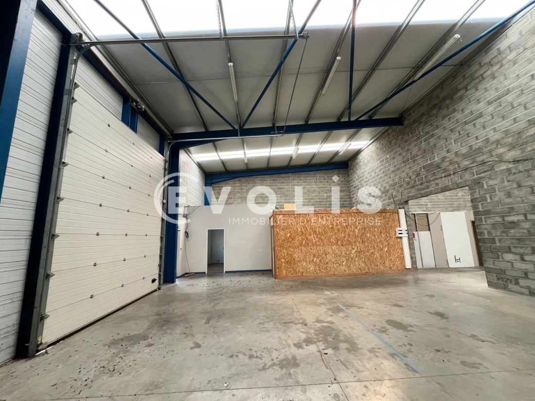 Photo 4 – location Entrepôts / activités	EYSINES (33320)