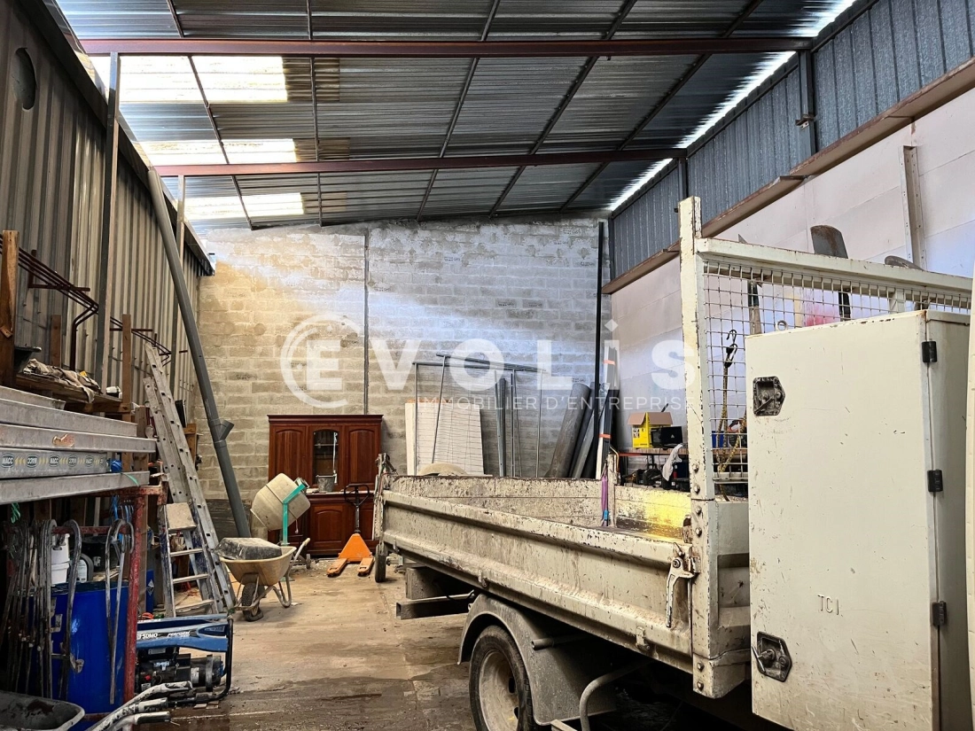 Photo 8 – location Entrepôts / activités	EYSINES (33320)