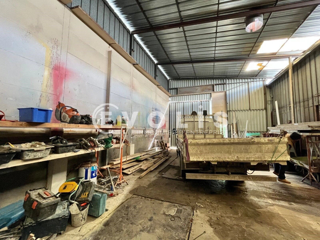 Photo 9 – location Entrepôts / activités	EYSINES (33320)