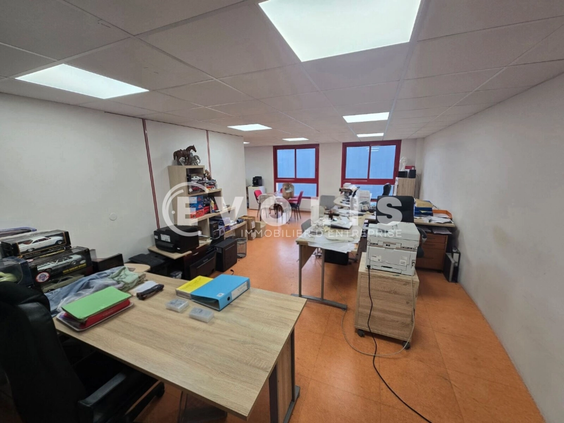 Photo 2 – location bureaux	ETRECHY (91580)