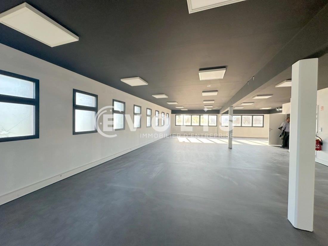 Photo 3 – vente bureaux	TRESSES (33370)