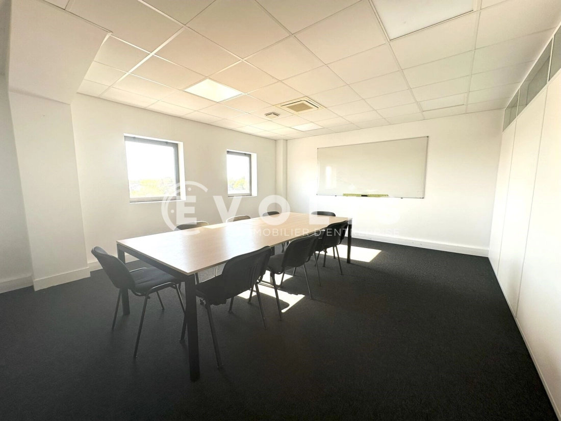 Photo 3 – location bureaux	TRESSES (33370)