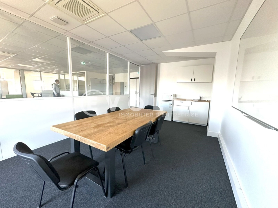 Photo 5 – location bureaux	TRESSES (33370)