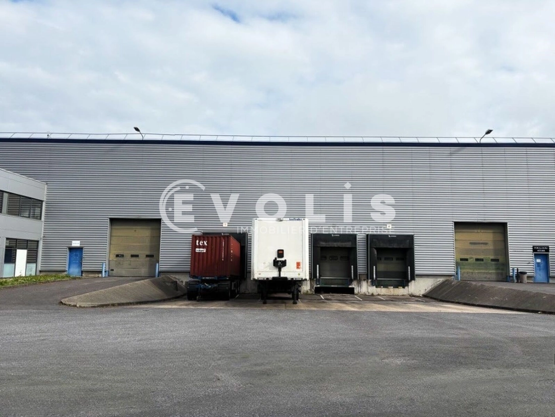 Photo 2 – location Entrepôts / activités	LISSES (91090)