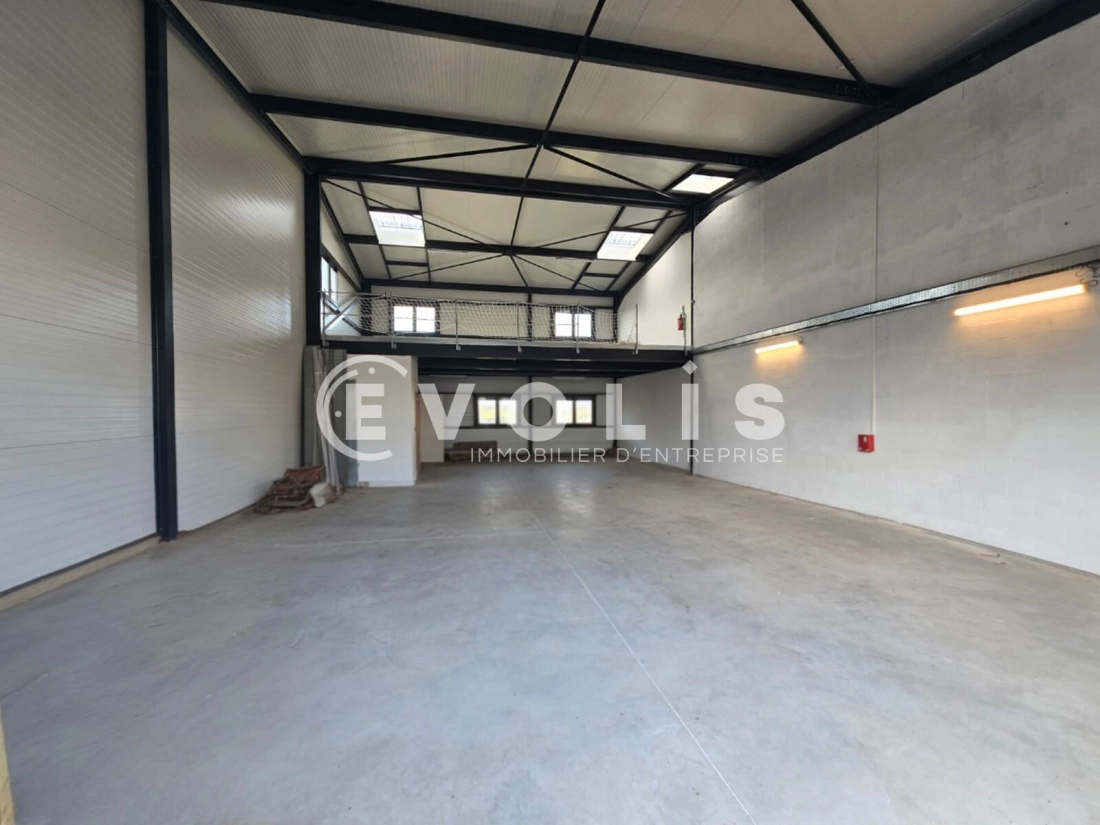 Photo 1 – location Entrepôts / activités	ARPAJON (91290)
