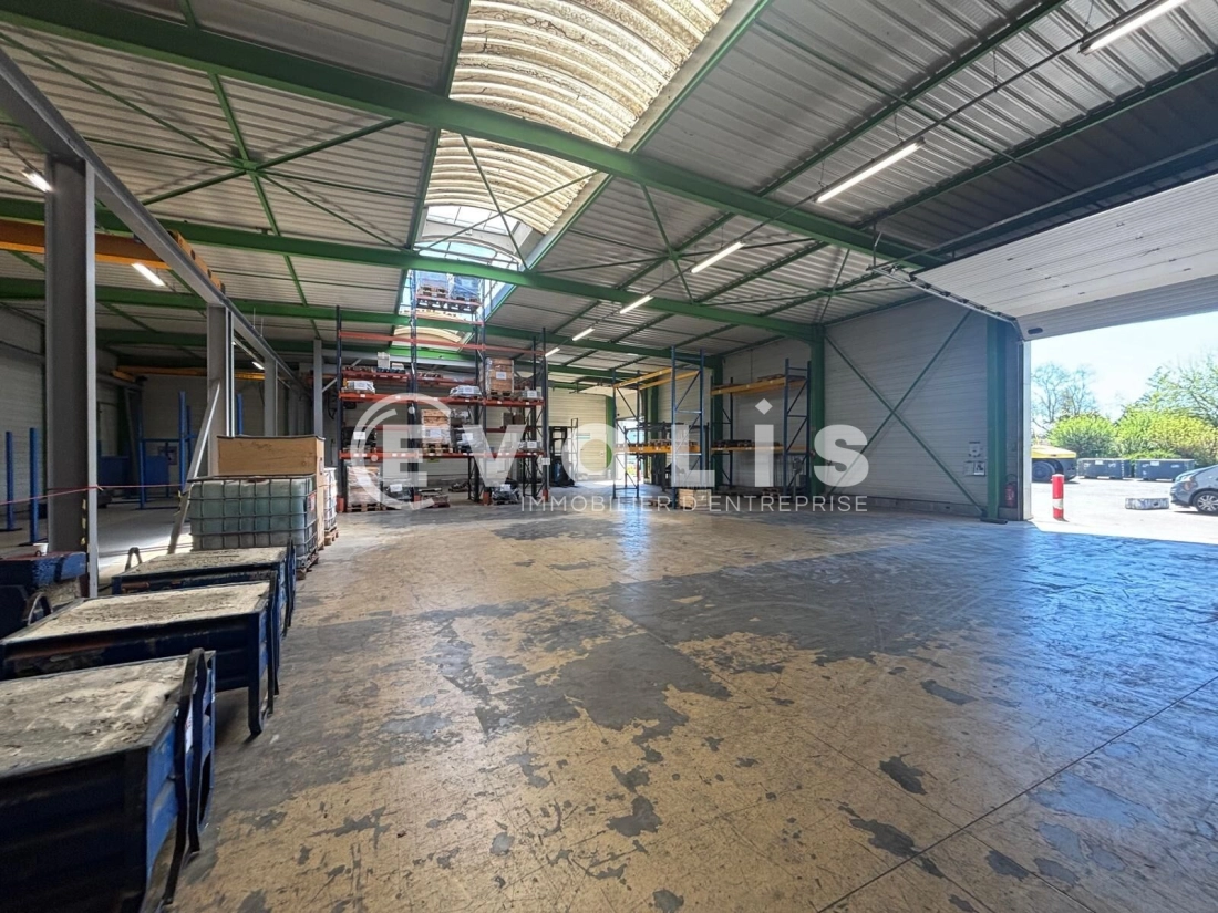 Photo 7 – vente Entrepôts / activités	GENAS (69740)