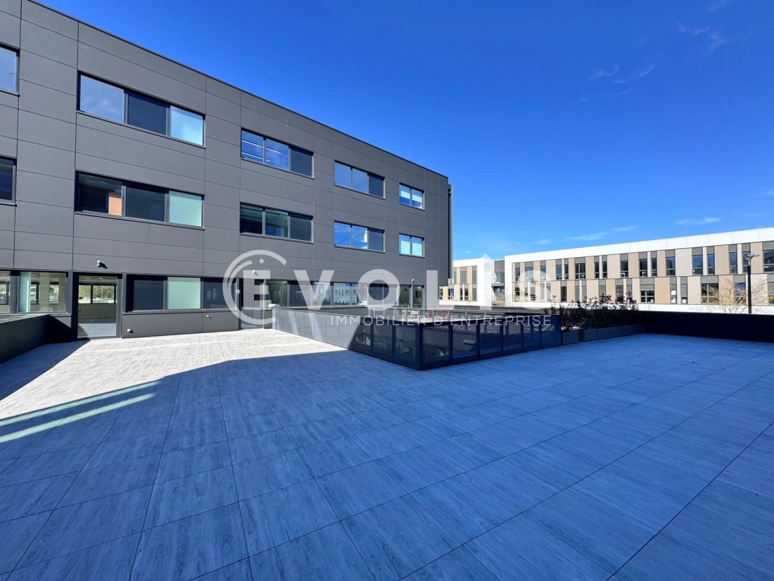 Photo 4 – vente bureaux	LIMONEST (69760)
