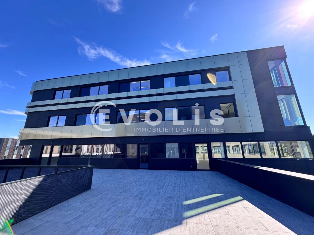 Photo 2 – vente bureaux	LIMONEST (69760)