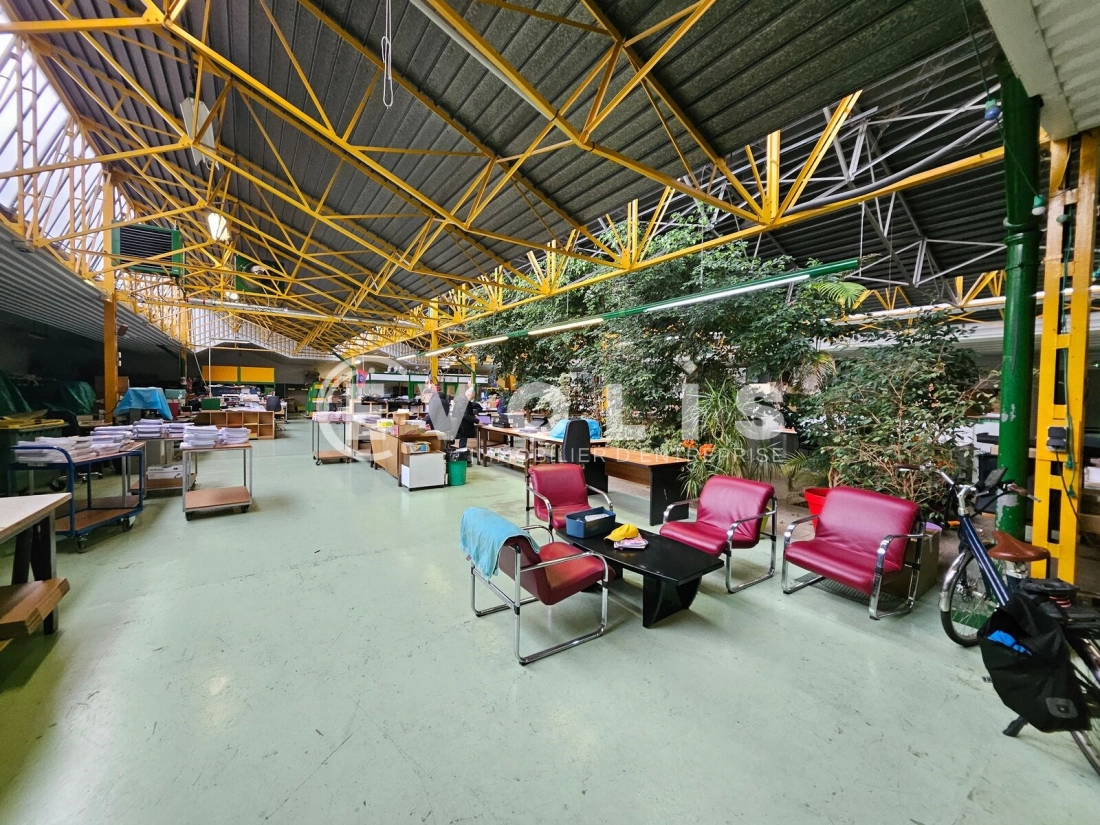 Photo 3 – location Entrepôts / activités	BAGNEUX (92220)