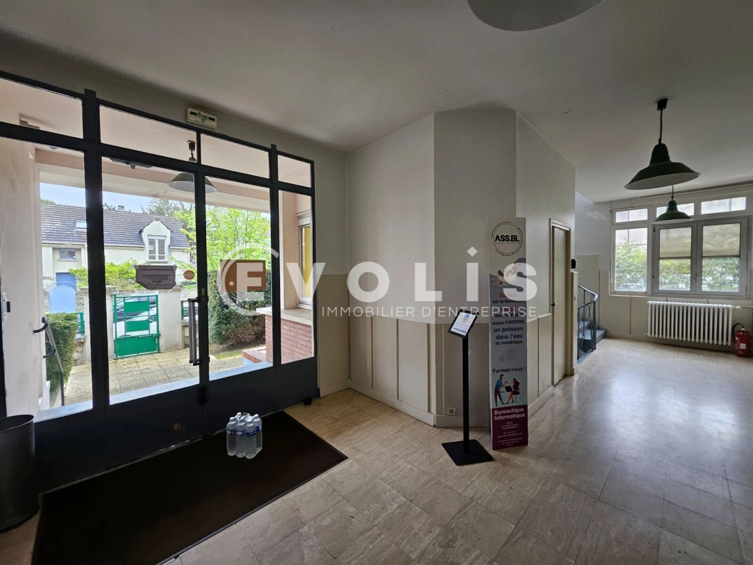 Photo 15 – location Entrepôts / activités	BAGNEUX (92220)