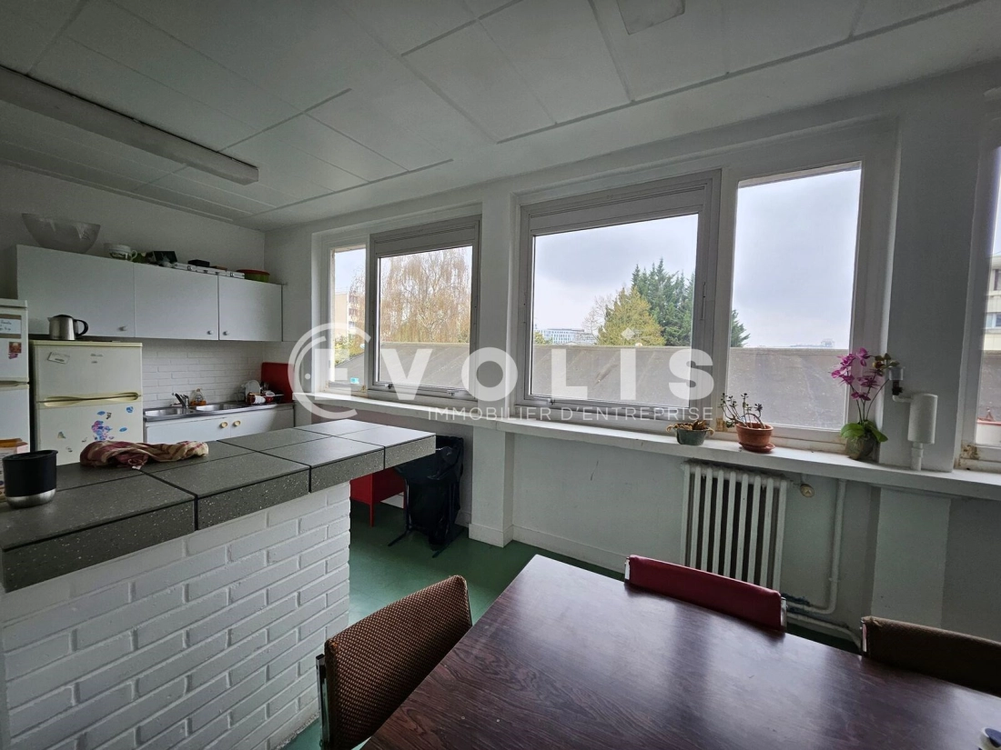 Photo 14 – location Entrepôts / activités	BAGNEUX (92220)