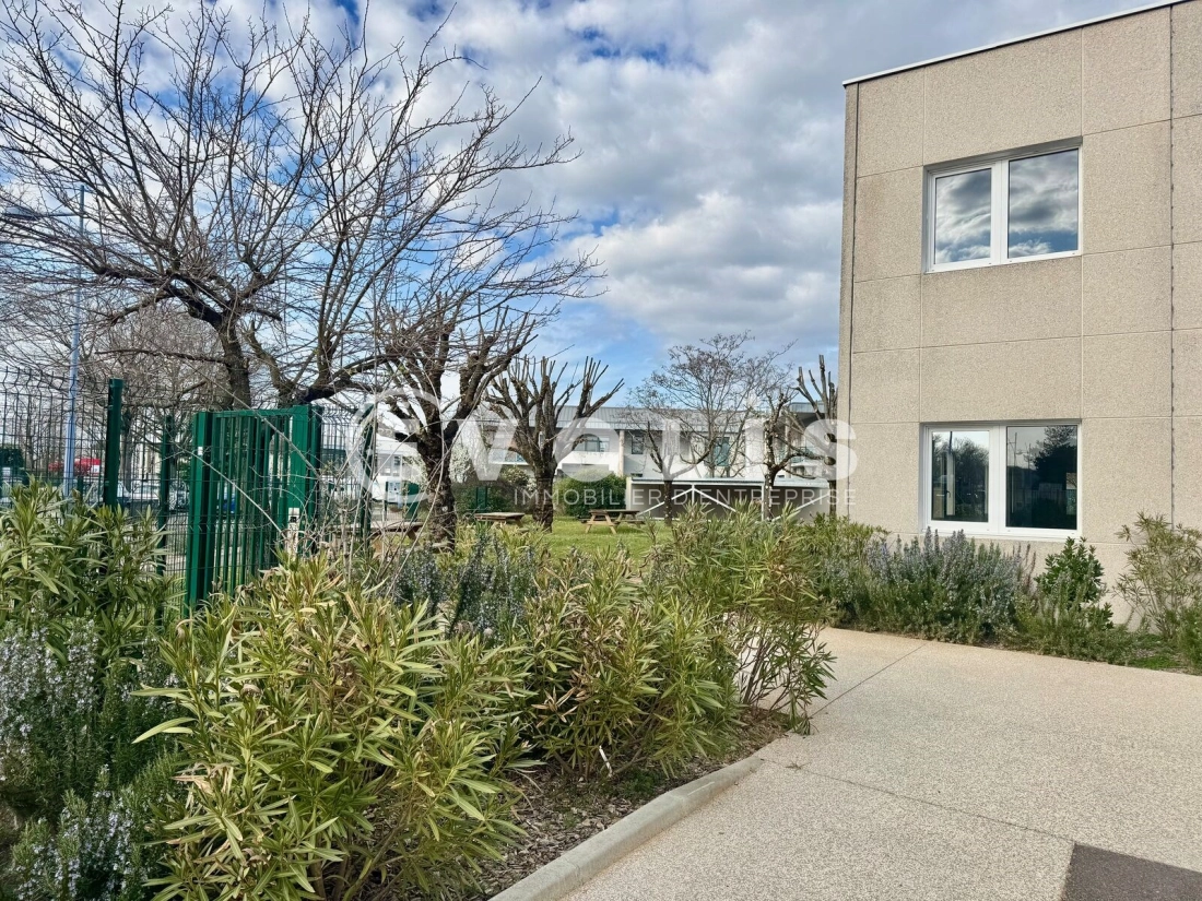 Photo 2 – vente bureaux	BRON (69500)