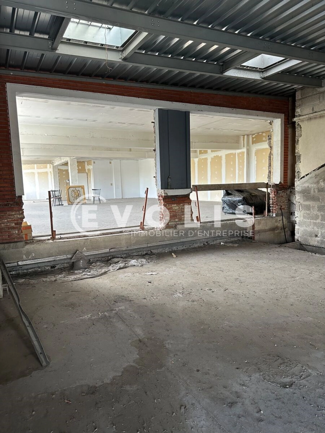 Photo 2 – location bureaux	MONTREUIL (93100)