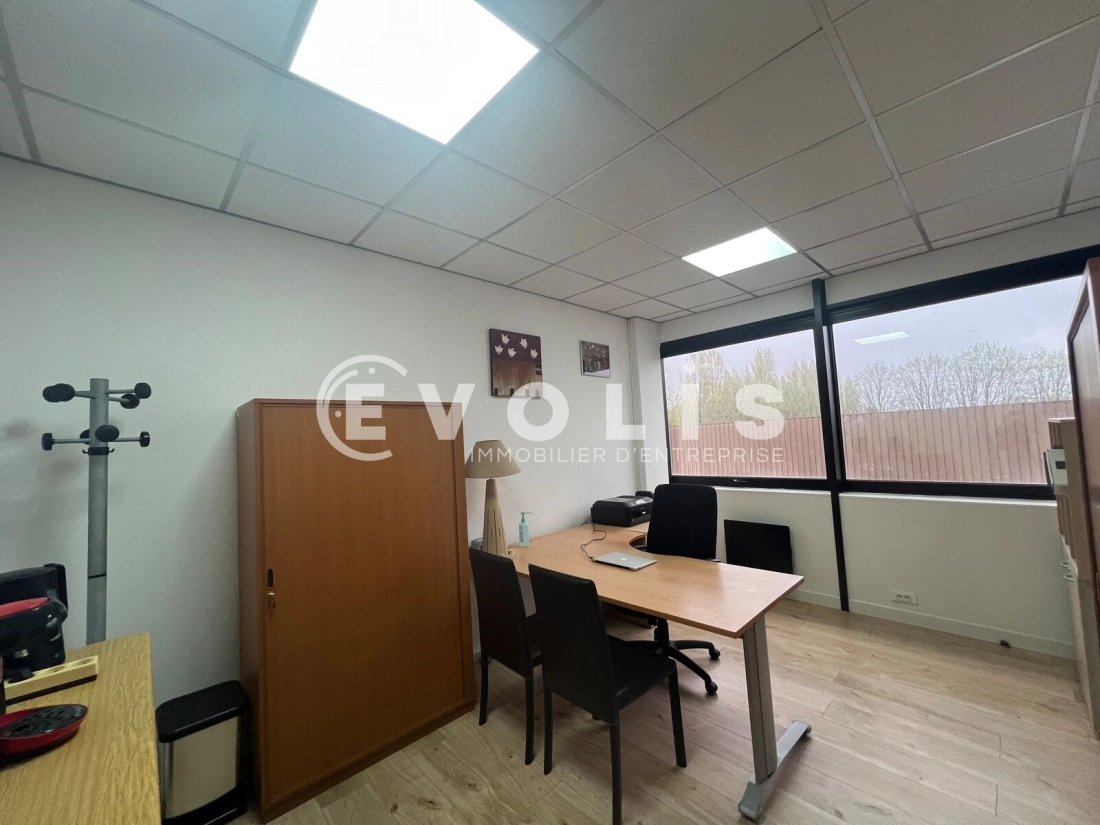 Photo 1 – location bureaux	VILLEBON SUR YVETTE (91140)