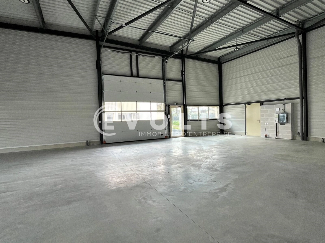 Photo 7 – location Entrepôts / activités	BLANQUEFORT (33290)