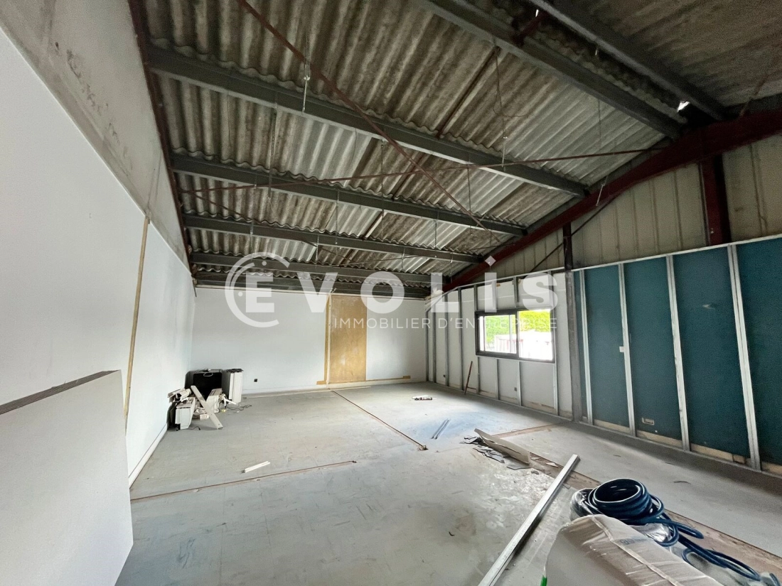 Photo 6 – location Entrepôts / activités	EYSINES (33320)