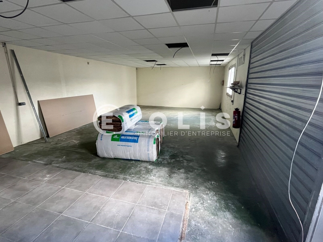 Photo 5 – location Entrepôts / activités	EYSINES (33320)