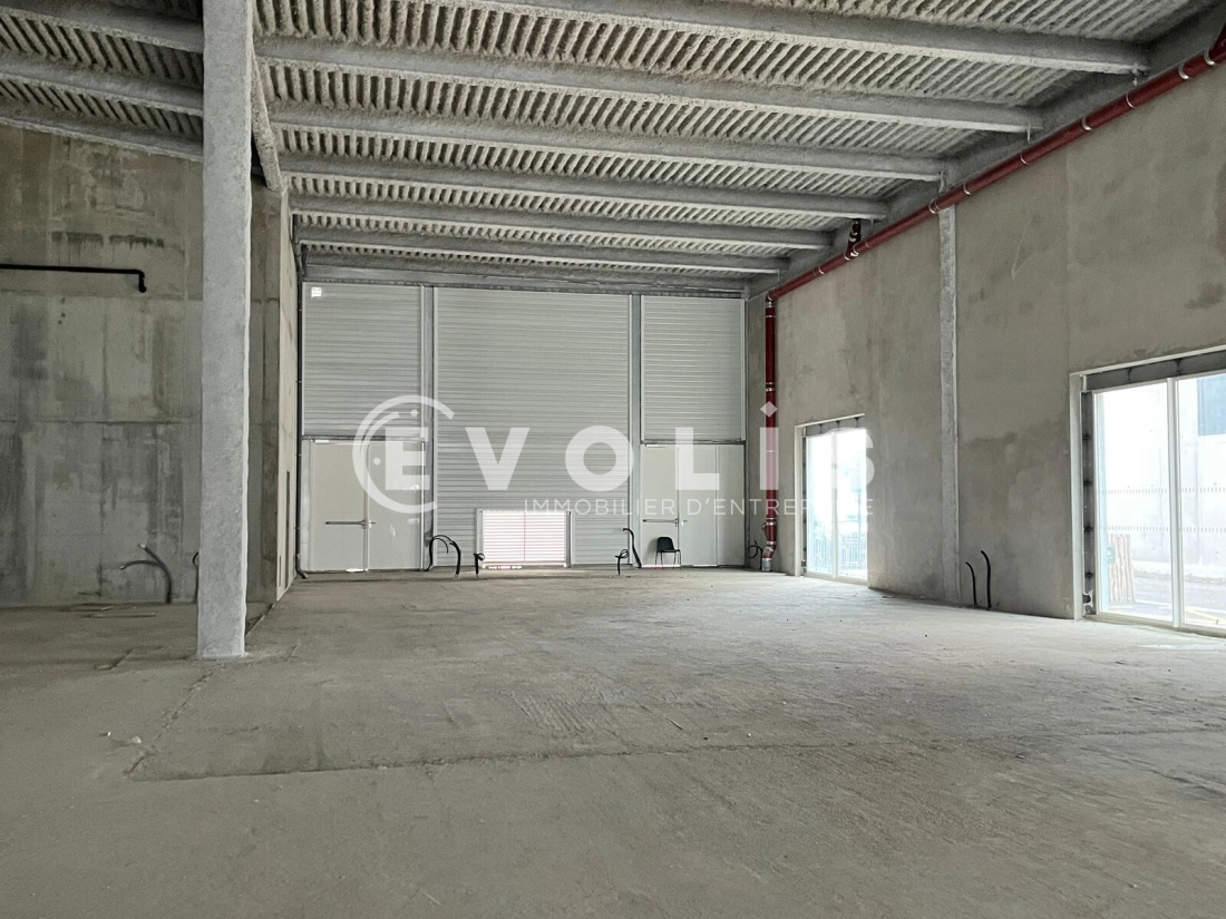 Photo 4 – vente Entrepôts / activités	BORDEAUX (33100)