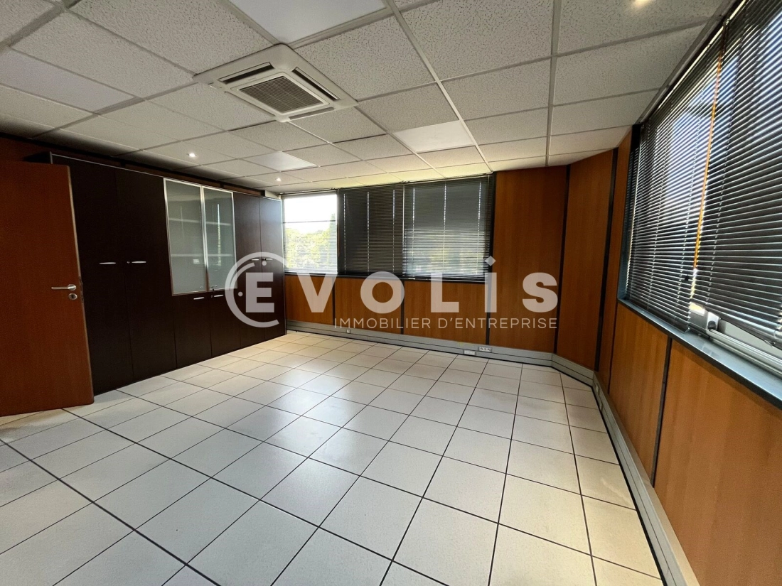 Photo 3 – location bureaux	BORDEAUX (33300)